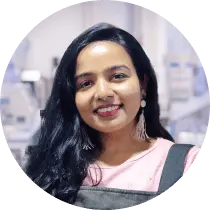 SUNAKSHI, National University of Singapore (NUS) MBA candidate and admissions mentor